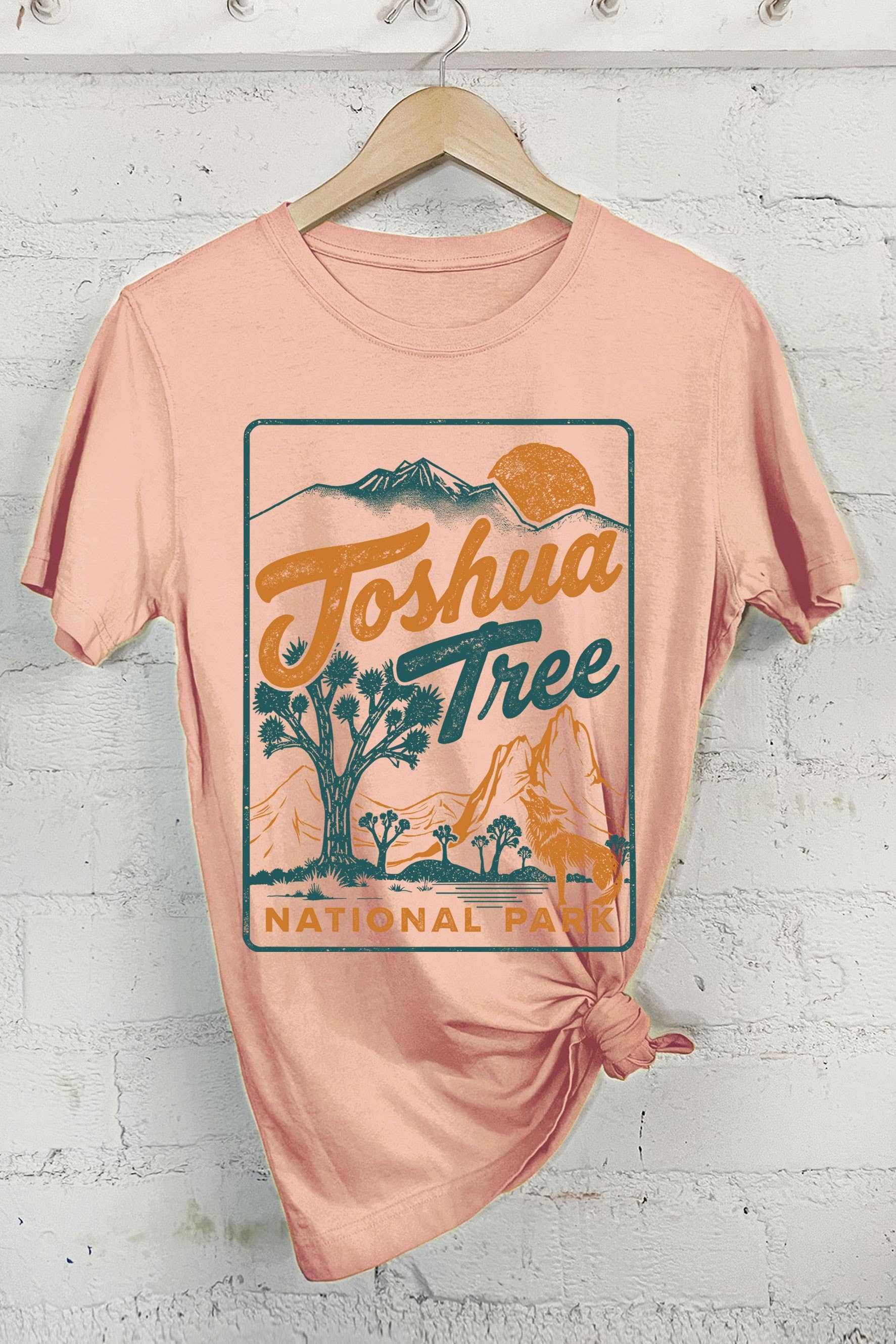 Rustee Clothing - Venta al por mayor Camiseta serigrafiada - Mujer - CAMISETAS GRÁFICAS DE COYOTE DE JOSHUA TREE4
