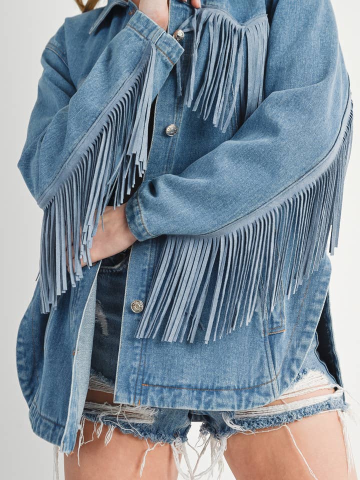 Bluivy - Vendita all'ingrosso Giacca - Donna - Giacca in denim western con frange e bottoni - confezione aperta30