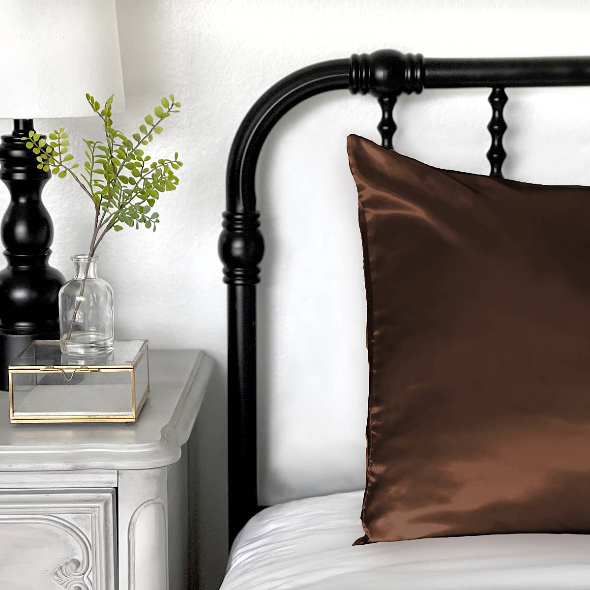 Morning Glamour – wholesale Örngott – Rosa opalescent presentask med rosett - QN/STD satinkuddfodral20