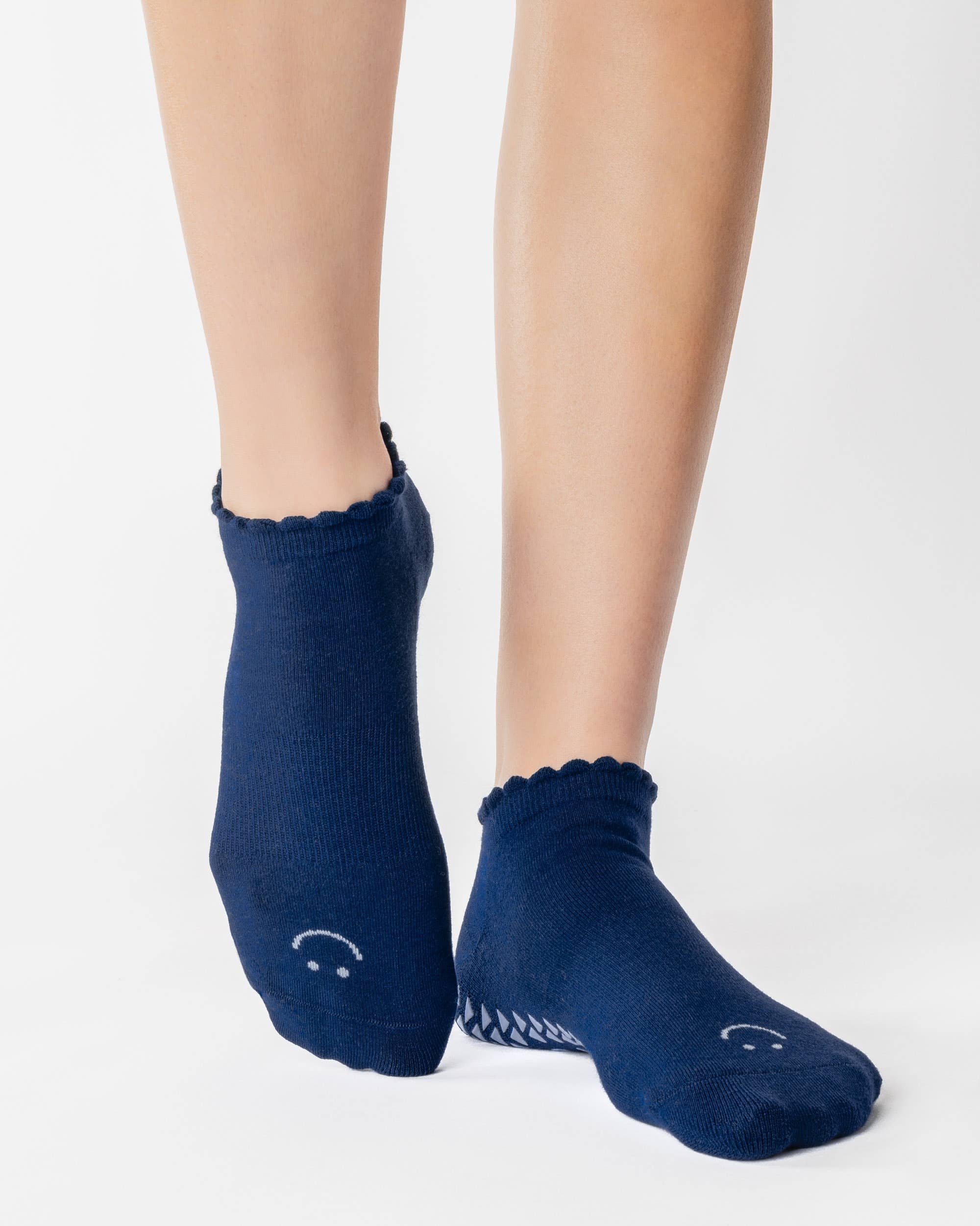 Pointe Studio - Vente Chaussettes – femme - Chaussettes Antidérapantes Complètes pour Femmes – Mélange de Coton Antidérapant pour Pilates & Barre
