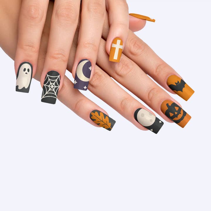 FYNE BODY - Wholesale Press-on/fake nails - Ghoul Glow Ghostly Glam Press-On Nails44