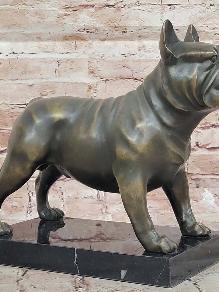 Escultura de Bulldog de Bronce sobre Base de Mármol – Decoración Regalo para Amantes de los Perros para venta al por mayor de Bronzhaus