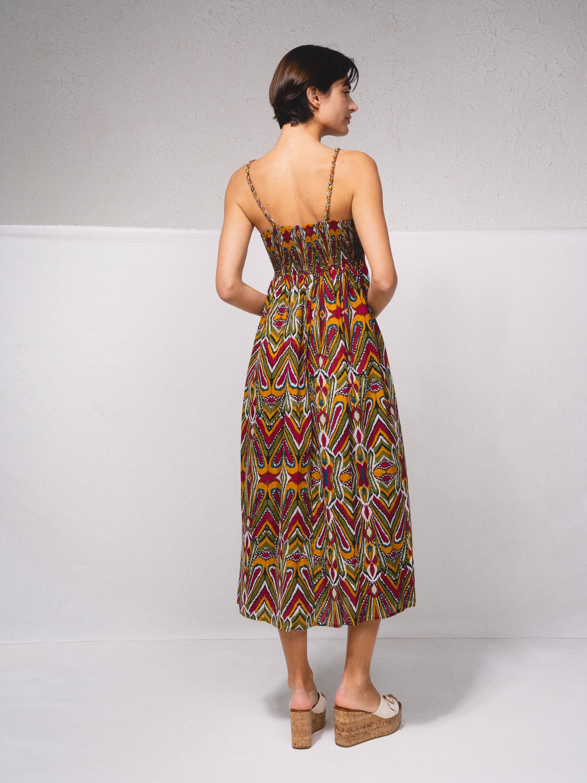 Veelkleurig Gedrukt midijurk met gehaakte top en dunne gevlochten bandjes voor groothandel op Faire4