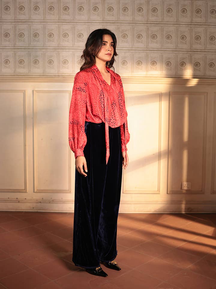 Ornaete - Wholesale Blouse - Women's - TIE BLOUSE SILK WITH LITTLE ROSE DETAIL - No Tariff 7