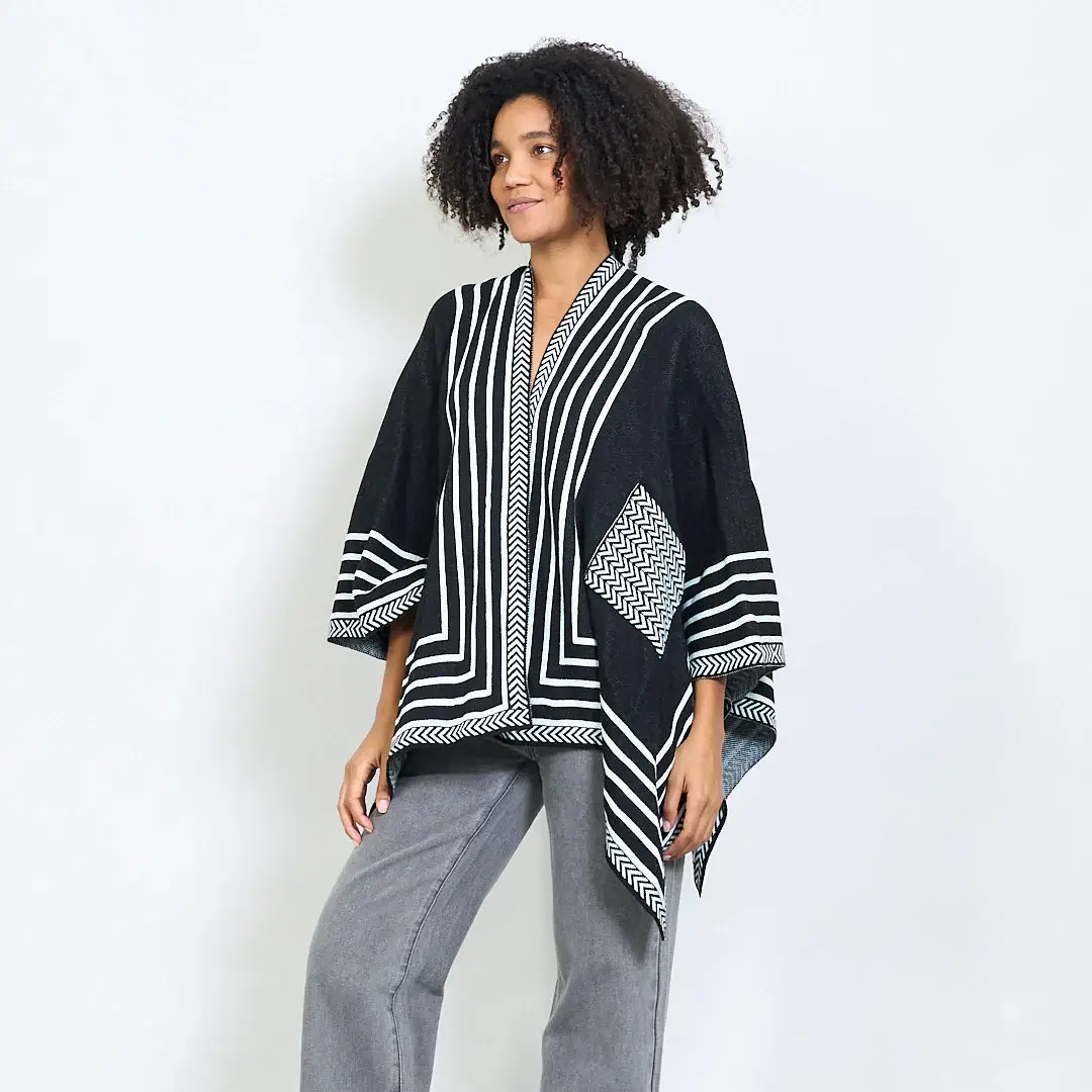 AMELÉ - Wholesale Poncho - Women's - Poncho cardigan3