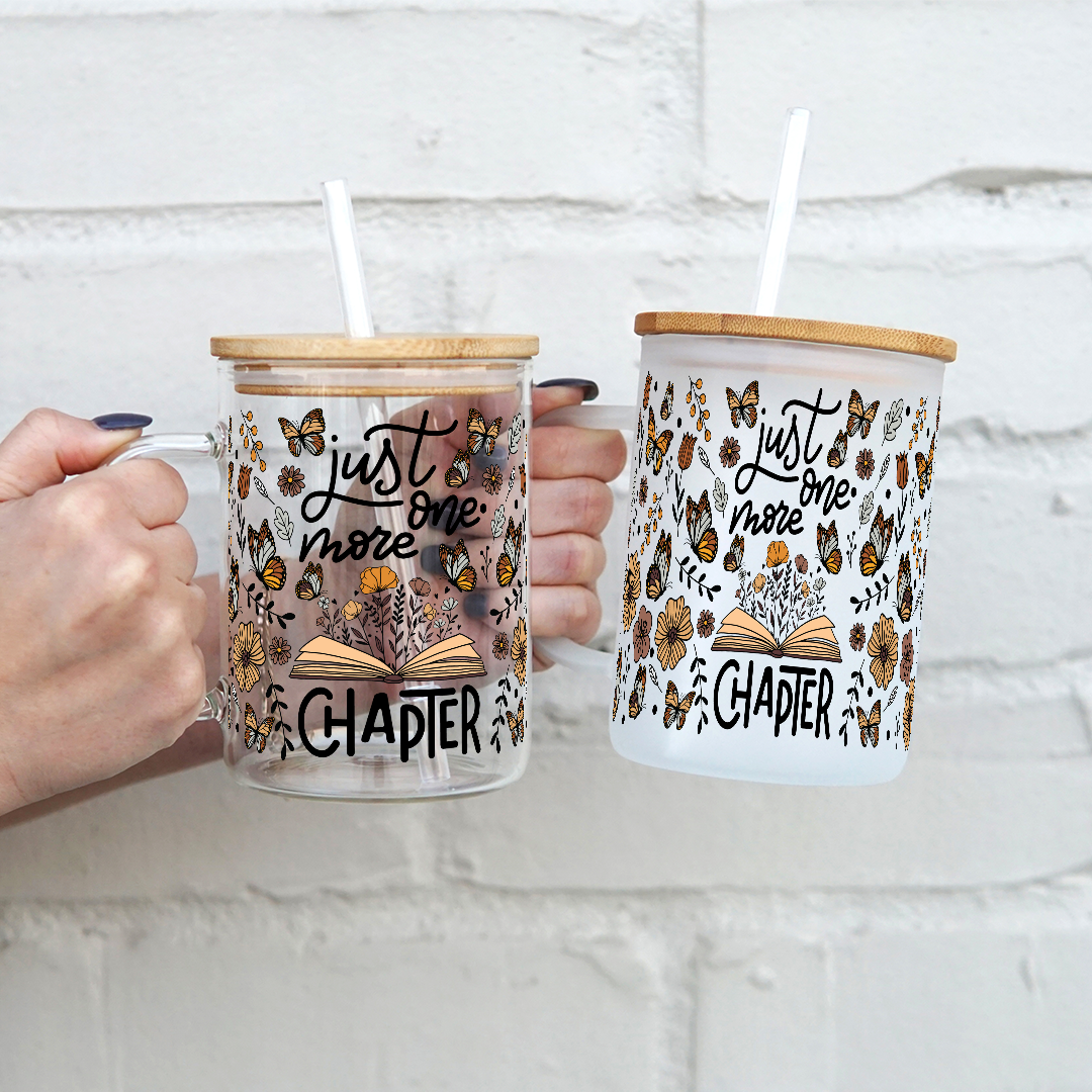 Sip-Sip Hooray! – wholesale Kaffekoppar – Bara ett kapitel till bokälskare 17oz glasmugg med lock och sugrör1