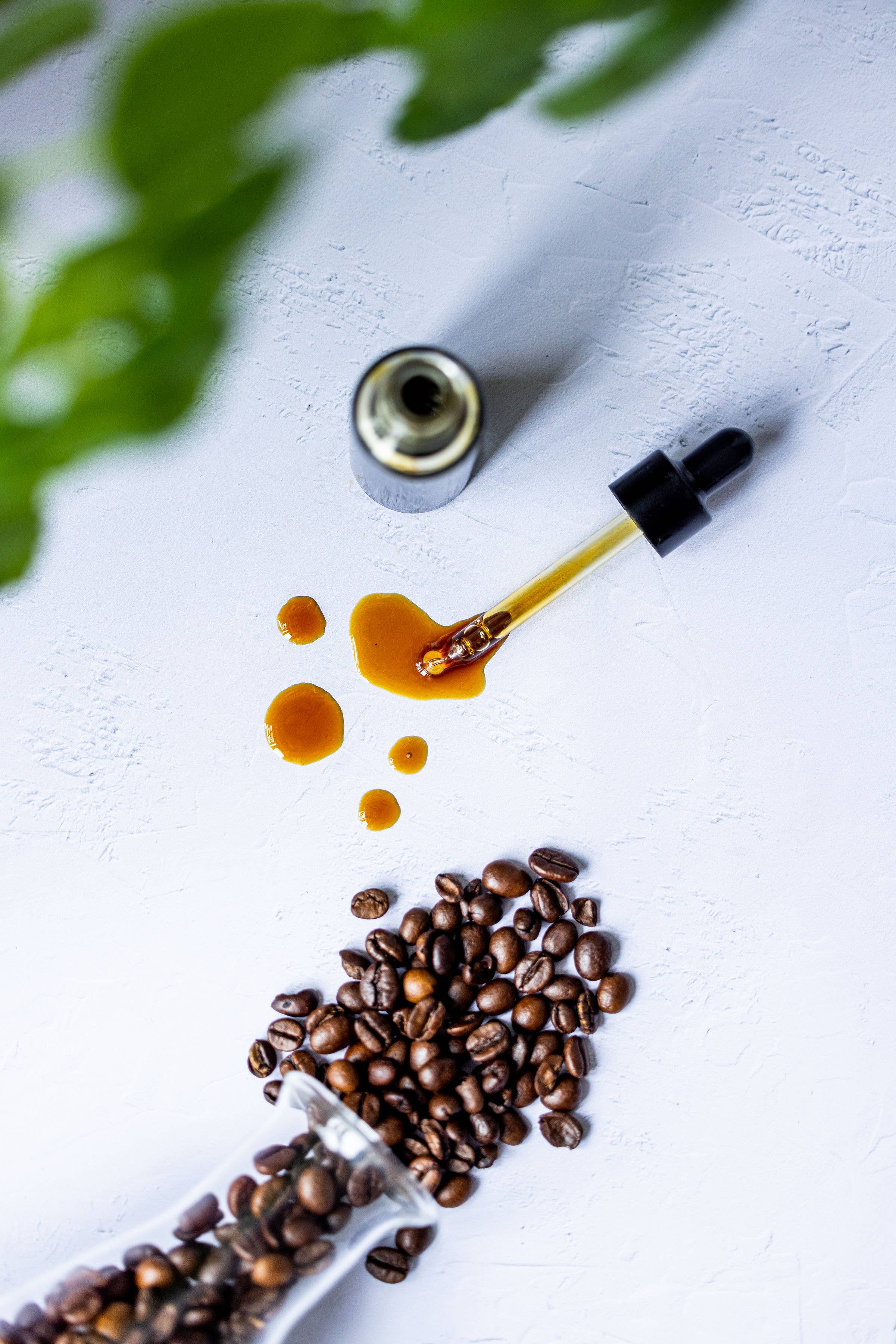 grums - Wholesale Facial Oil - Restore + Glow Coffee Oil 15 ml – Pure Upcycled Antioxidants1