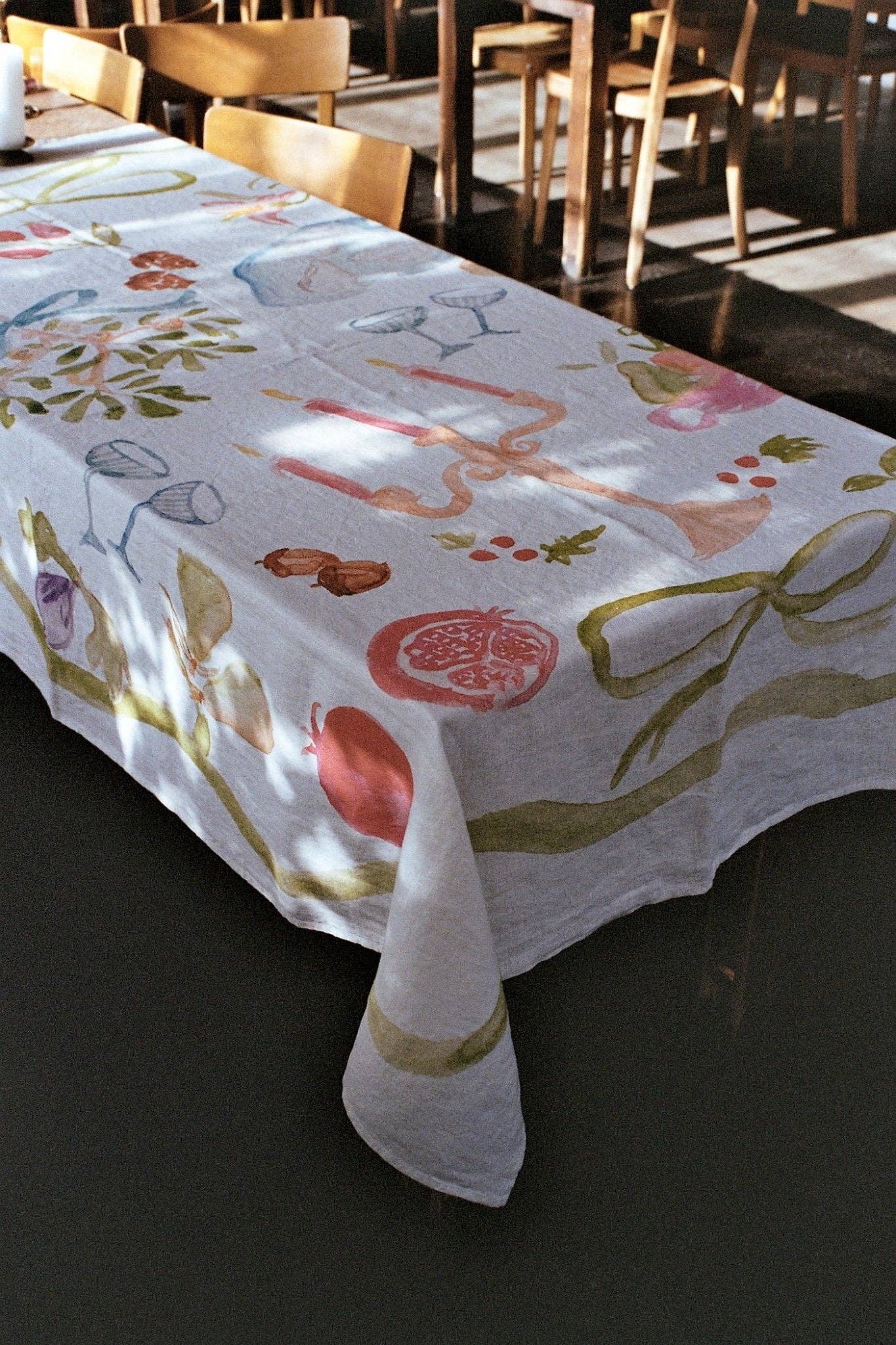 LOVEM - Wholesale Tablecloth - FESTIVE Tablecloth3