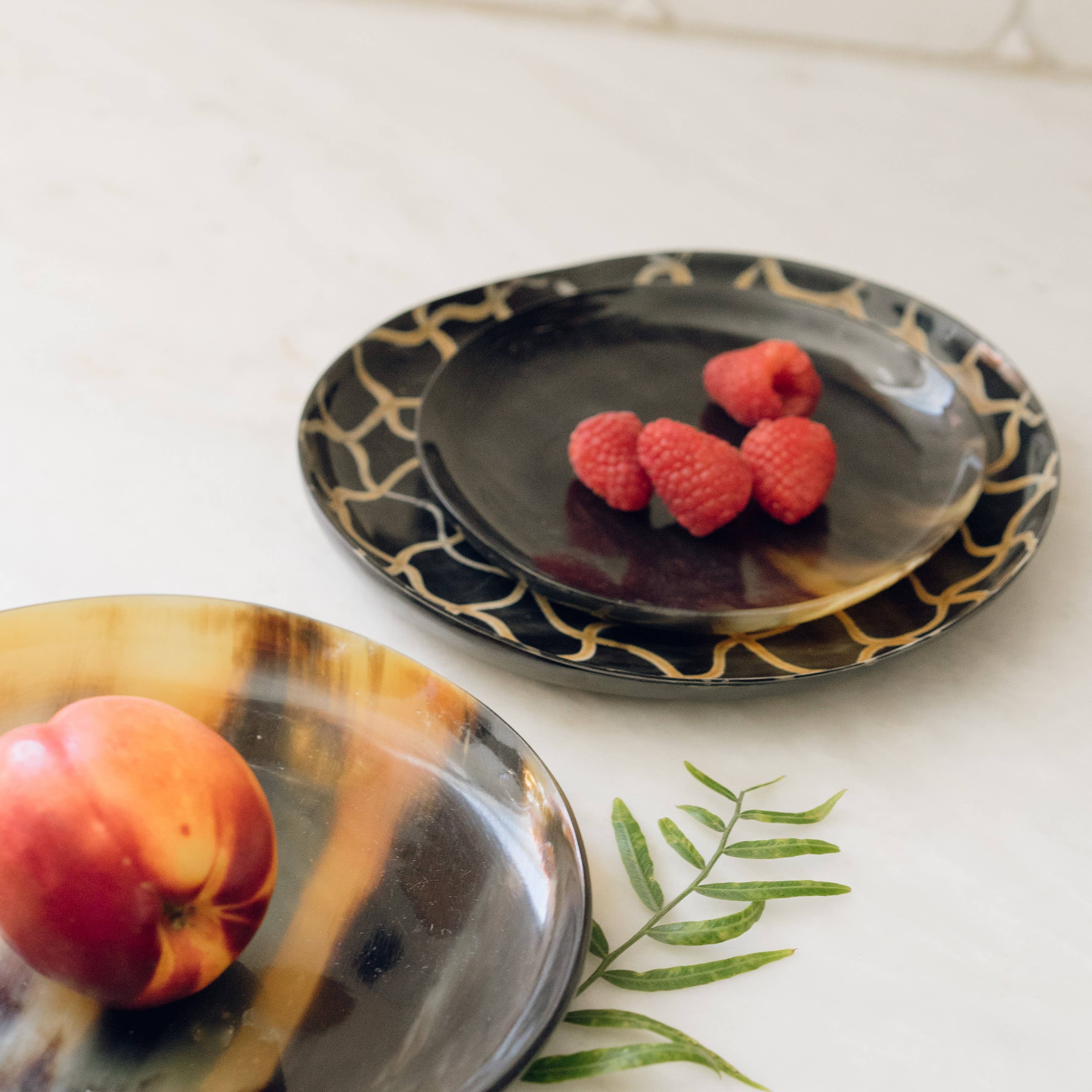 Be Home - Wholesale Decorative Plate/Dish/Bowl - Fishnet Horn Plate, Small1