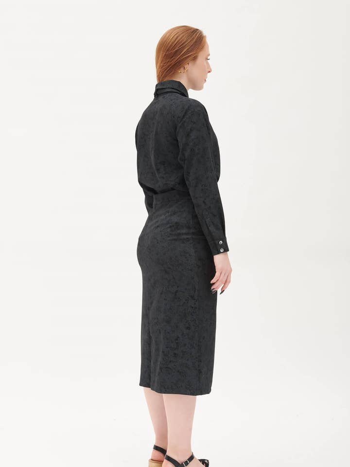 Luna Skirt. Black Texture. Straight Skirt for wholesale by Malahierba