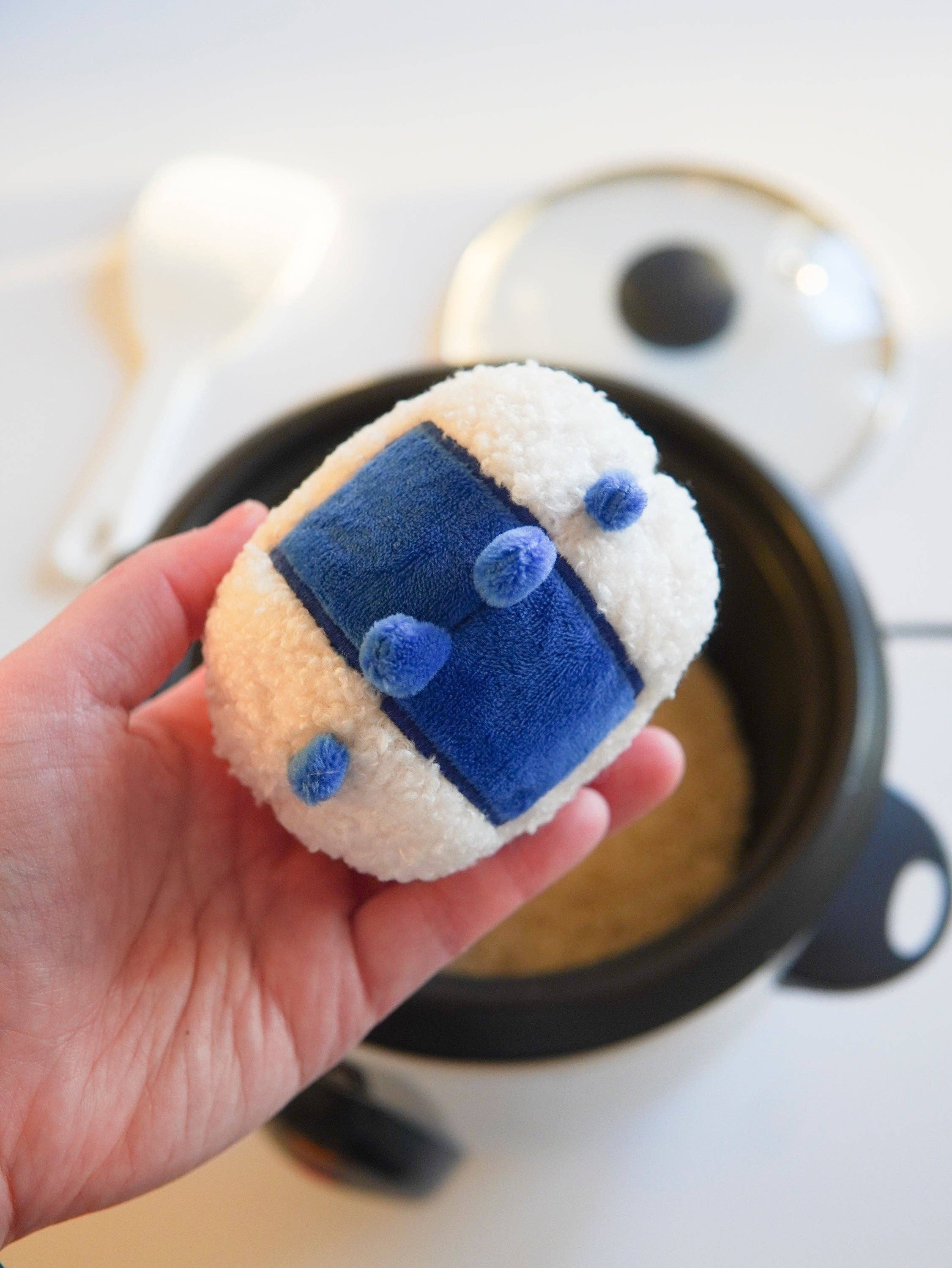 Megan Wang - Wholesale Keychain - Unisex - Onigiri Plush Keychain 🍙7