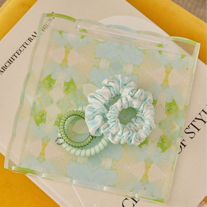 Laura Park Designs - Wholesale Decorative Tray - Elephant Falls Scalloped Tray Small2
