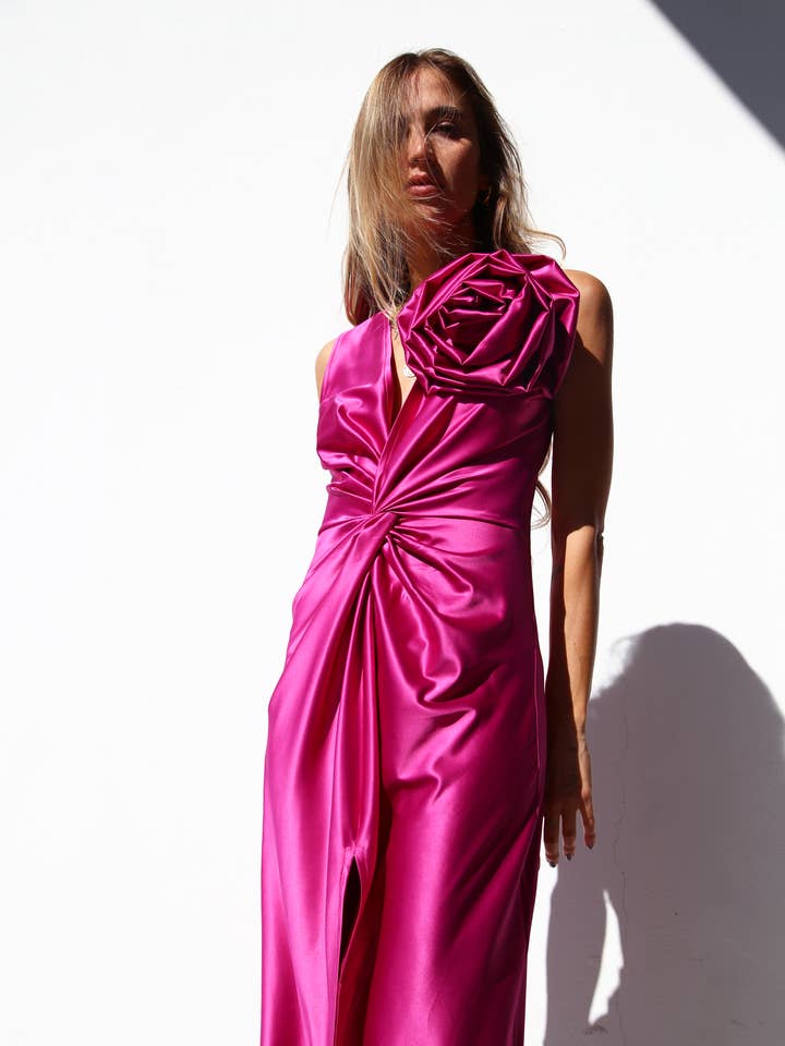 Vestido longo ciclamen sem mangas com nó frontal por atacado de Moqette