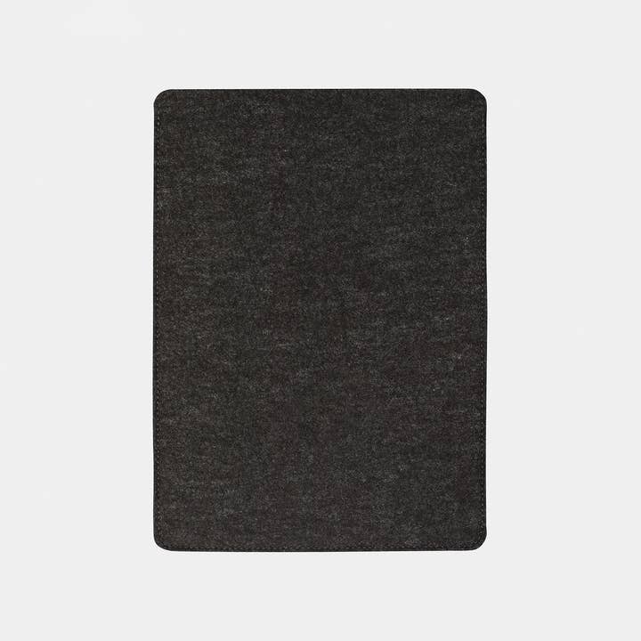 Oakywood - Wholesale Laptop/tablet case – Unisex - Felt MacBook Sleeve2