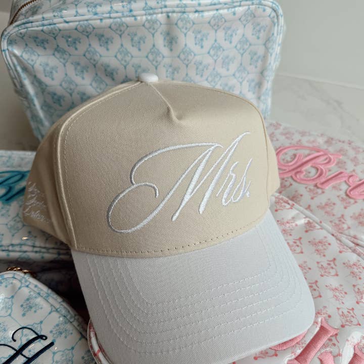 KENZKUSTOMZ - Wholesale Trucker Hat - Unisex - Mrs. White Vintage Trucker Hat