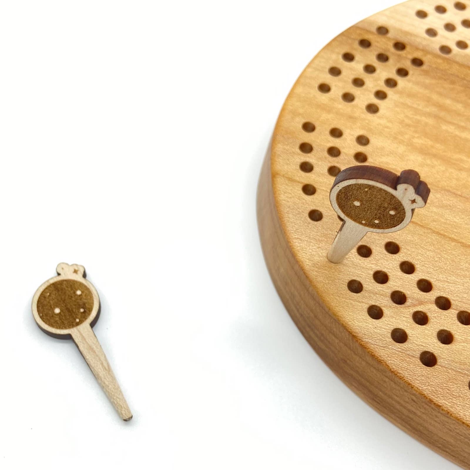 Cast & Carve - Venta al por mayor Juegos de mesa - Pinzas para cribbage, diseño de vida silvestre y cualquier diseño personalizado63