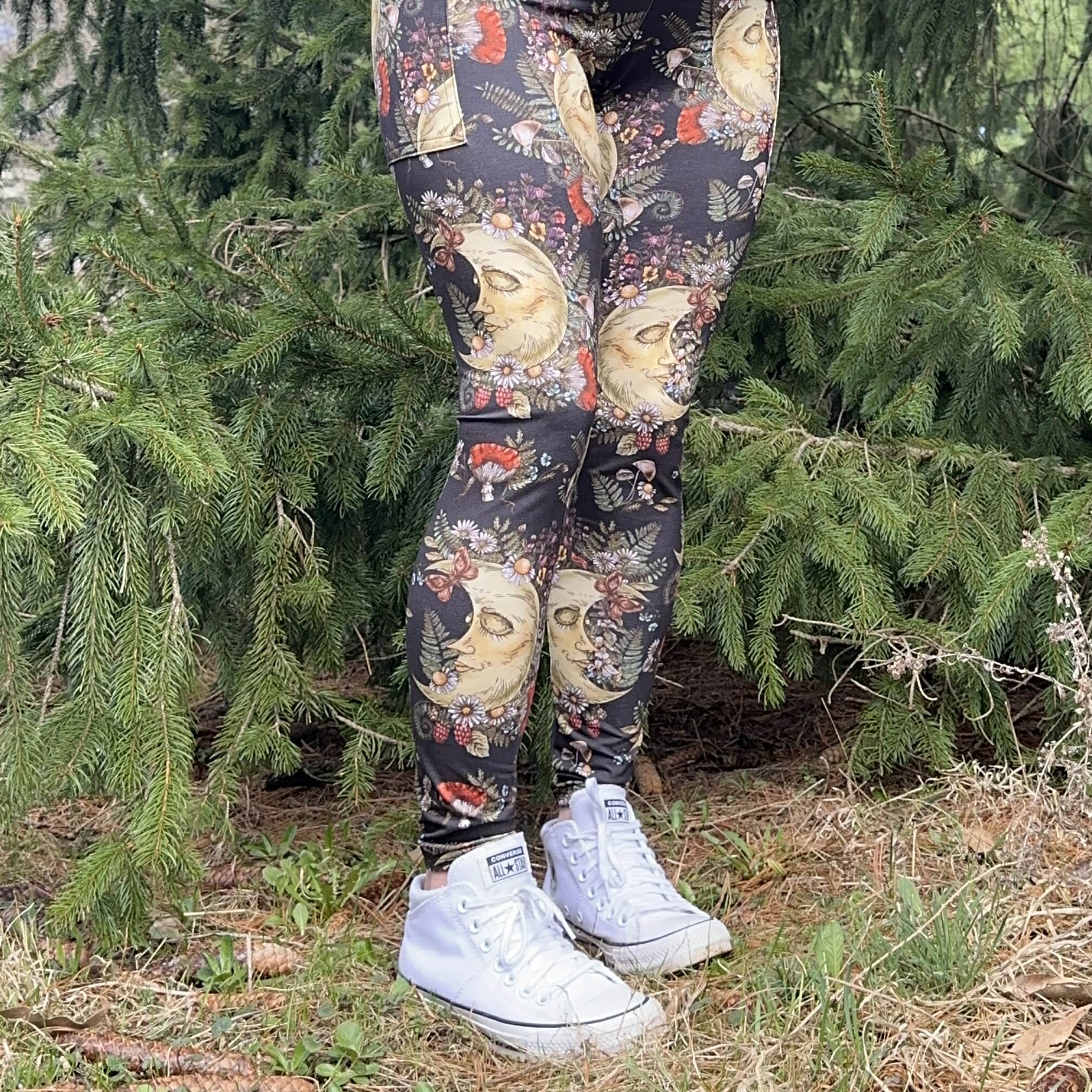 Triple Goddess Boutique - Vente Legging tendance – femme - Leggings à poches pour femmes, Leggings lune céleste2