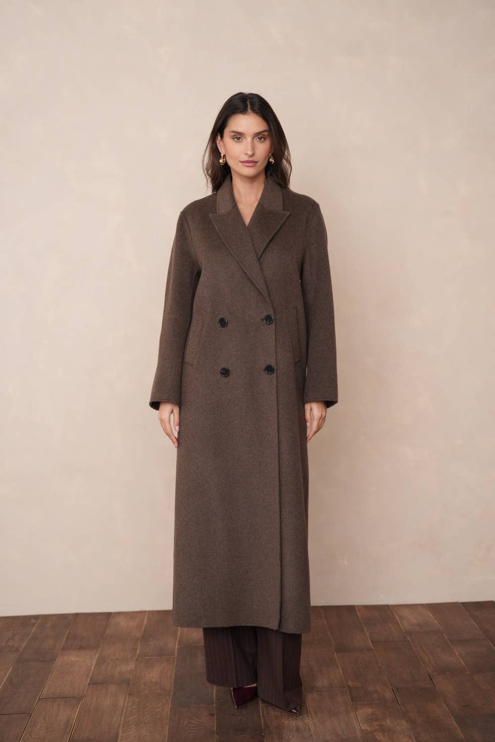 Attentif Paris – Großhandel Mantel - Damen – Extra langer, handgenähter Oversize-Mantel aus Wollmischung71