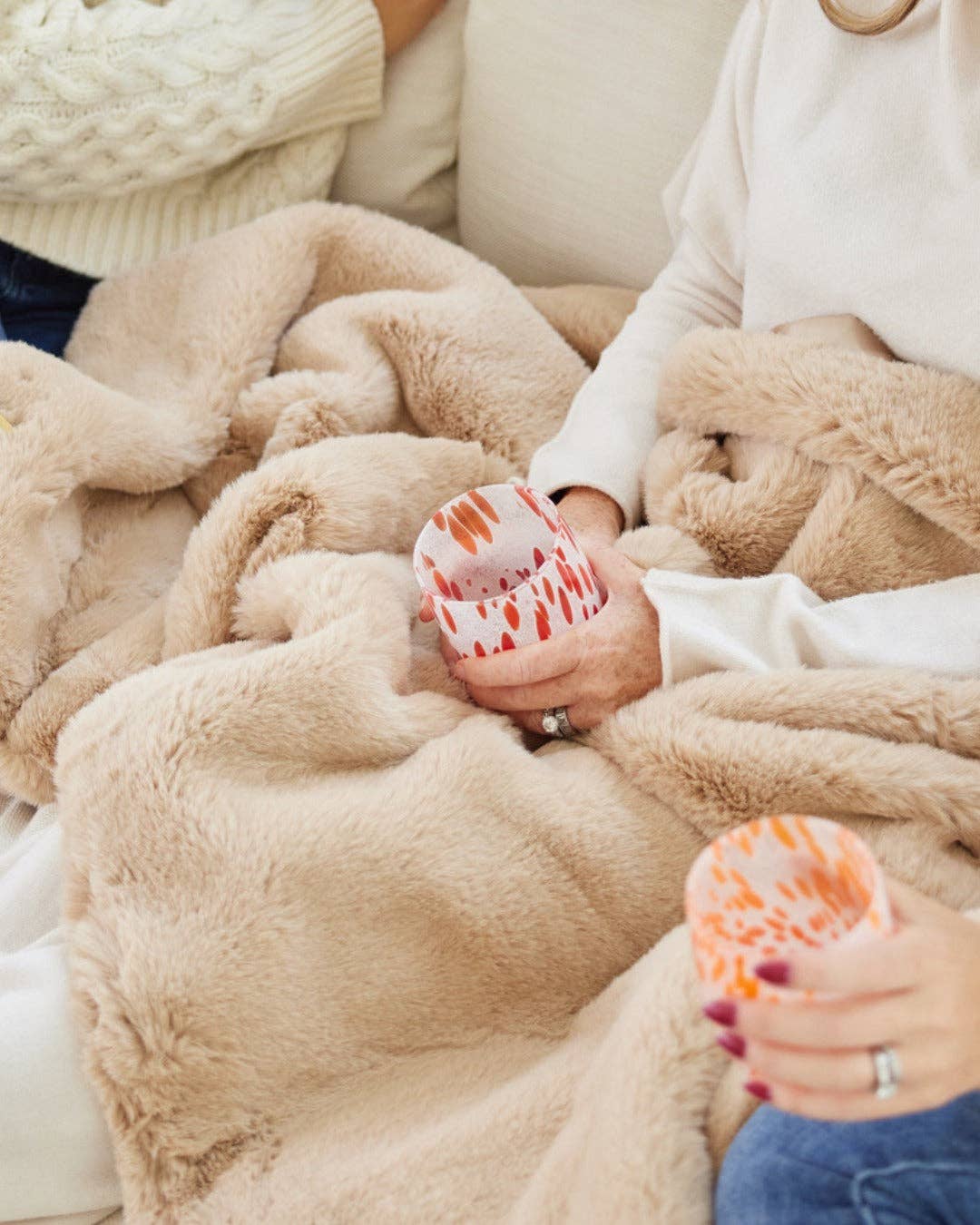 Pretty Rugged - Wholesale Throw Blanket - Luxury Indoor Blanket with Waterproof Backing | Pretty Rugged20