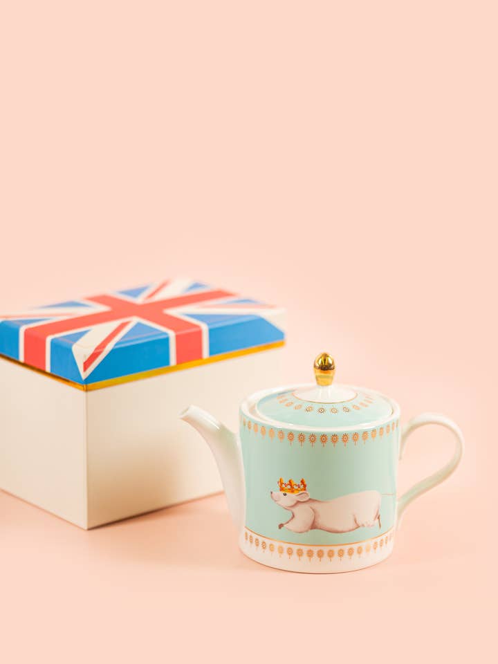 Yvonne Ellen Best Of British Mouse Teapot (small) for wholesale by Yvonne Ellen