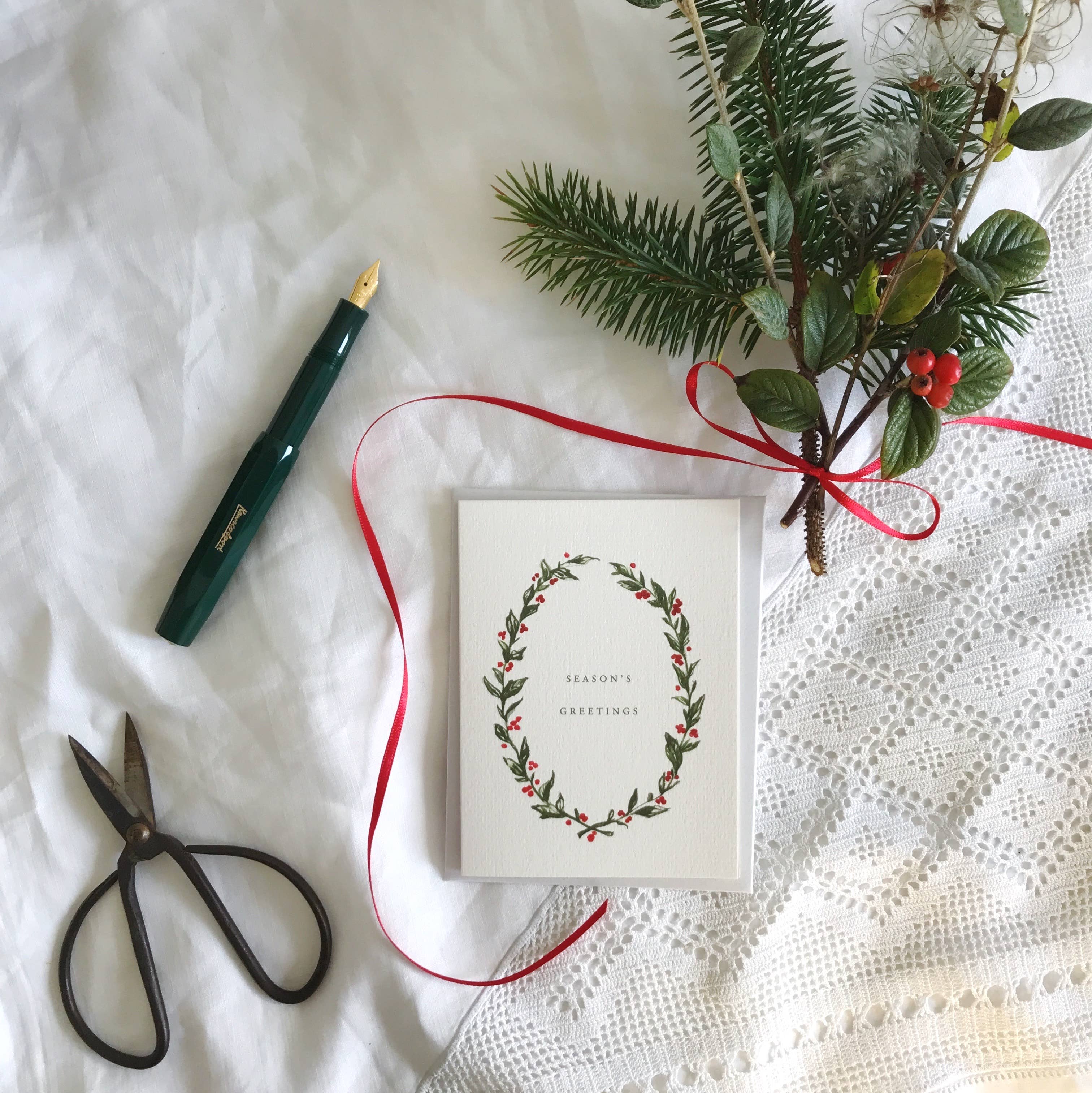 Annie Brougham Paper Goods. - Vente Cartes de Noël - Carte de Noël petite couronne de feuillage style vintage1