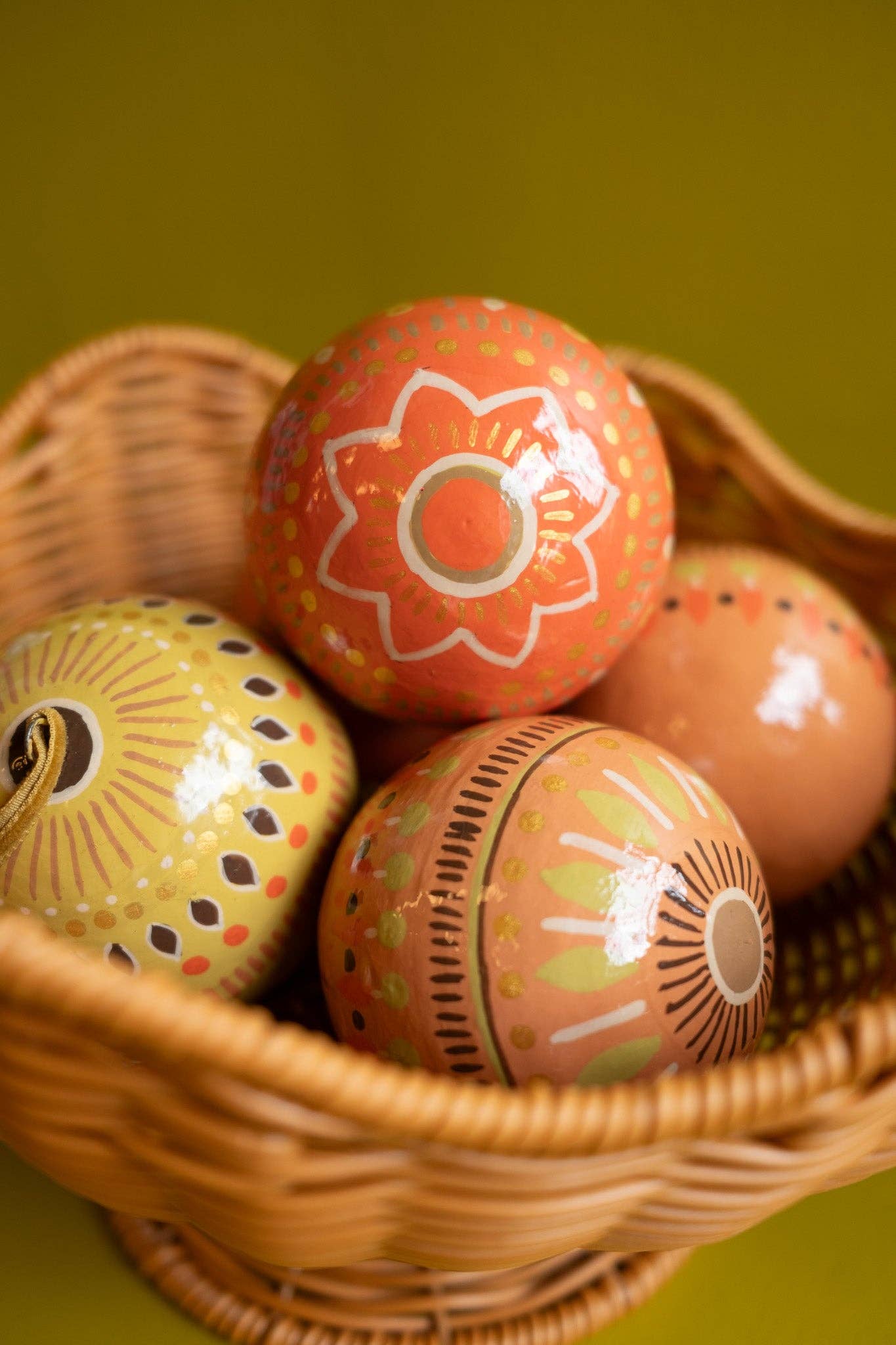 East End Press – wholesale Ornament set – UK/EU: Yuletide Gold Bauble Bag - Set of Three5