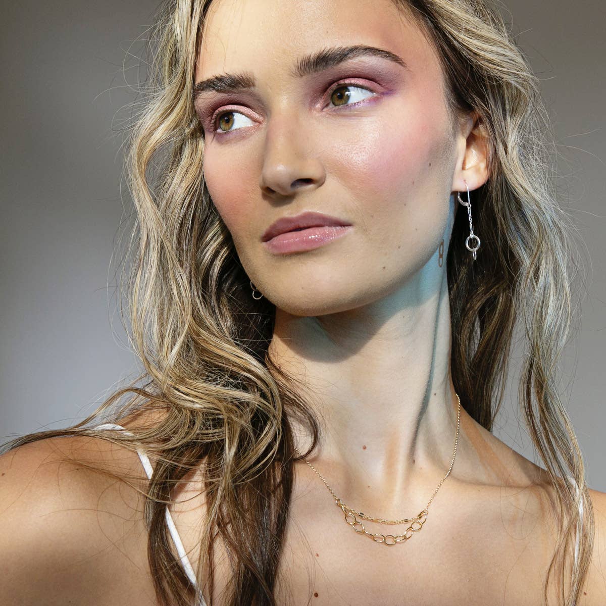 Freshie & Zero – Großhandel Gliederhalskette – Jovie Dainty Chain Halskette mit Silber- oder Goldfüllung COMETS1