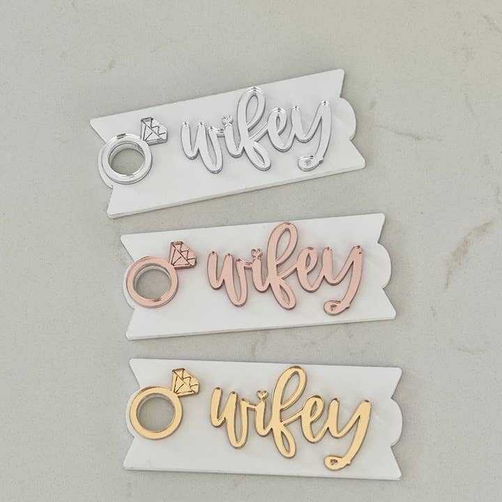 Palmy Pineapple - Wholesale Drink Topper - Stanley Cup Wifey Topper for Brides and Engaged Quencher 2.05