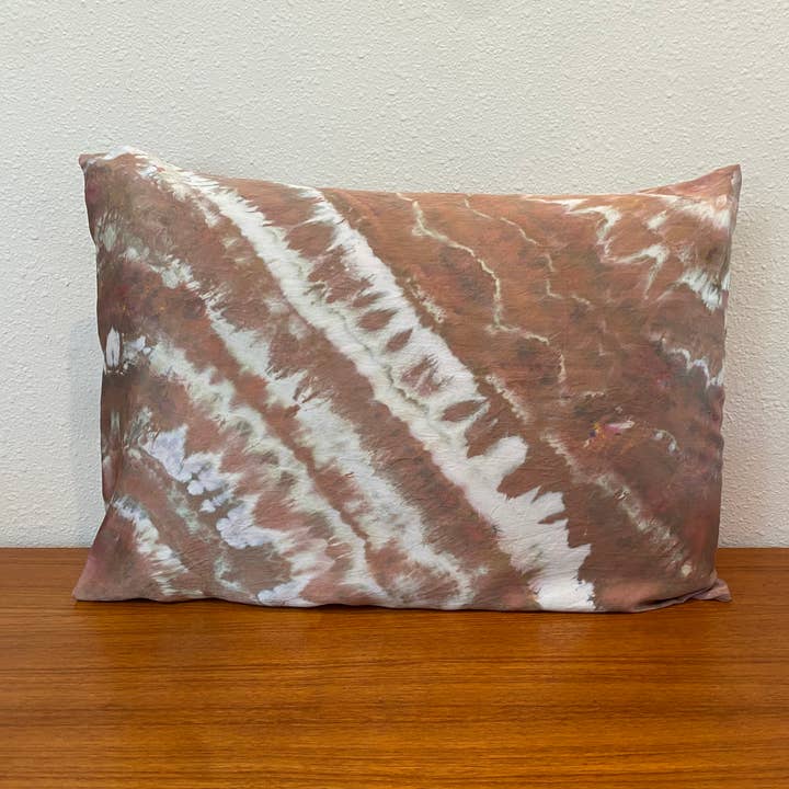 Hand-Dyed 19 momme, grade 6A, 100% Mulberry Silk Pillowcase for wholesale by House of Azurite