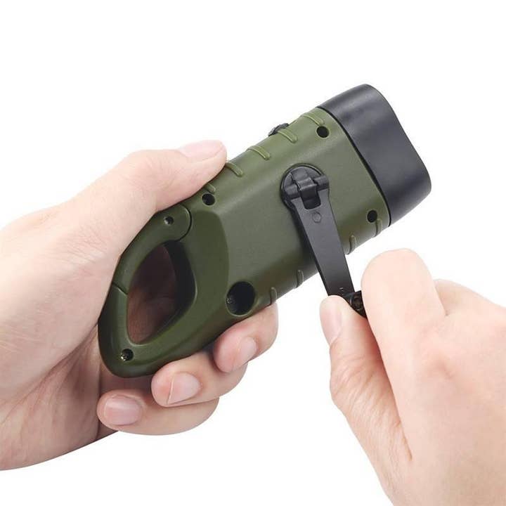 VIGOR - Wholesale Flashlight - Hand Crank Solar Powered Flashlight Emergency Rechargeable1