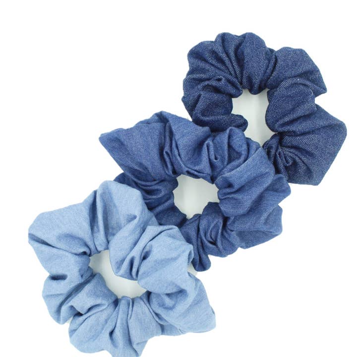 Lot de chouchous en denim bleu pour enfants - Moyen I The Enchanted Magnolia pour la vente par The Enchanted Magnolia