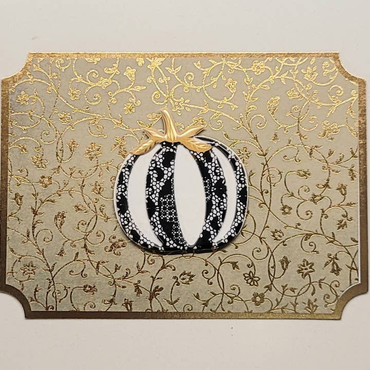 Carte-notes ornée de citrouilles noircies pour la vente par Notebellish