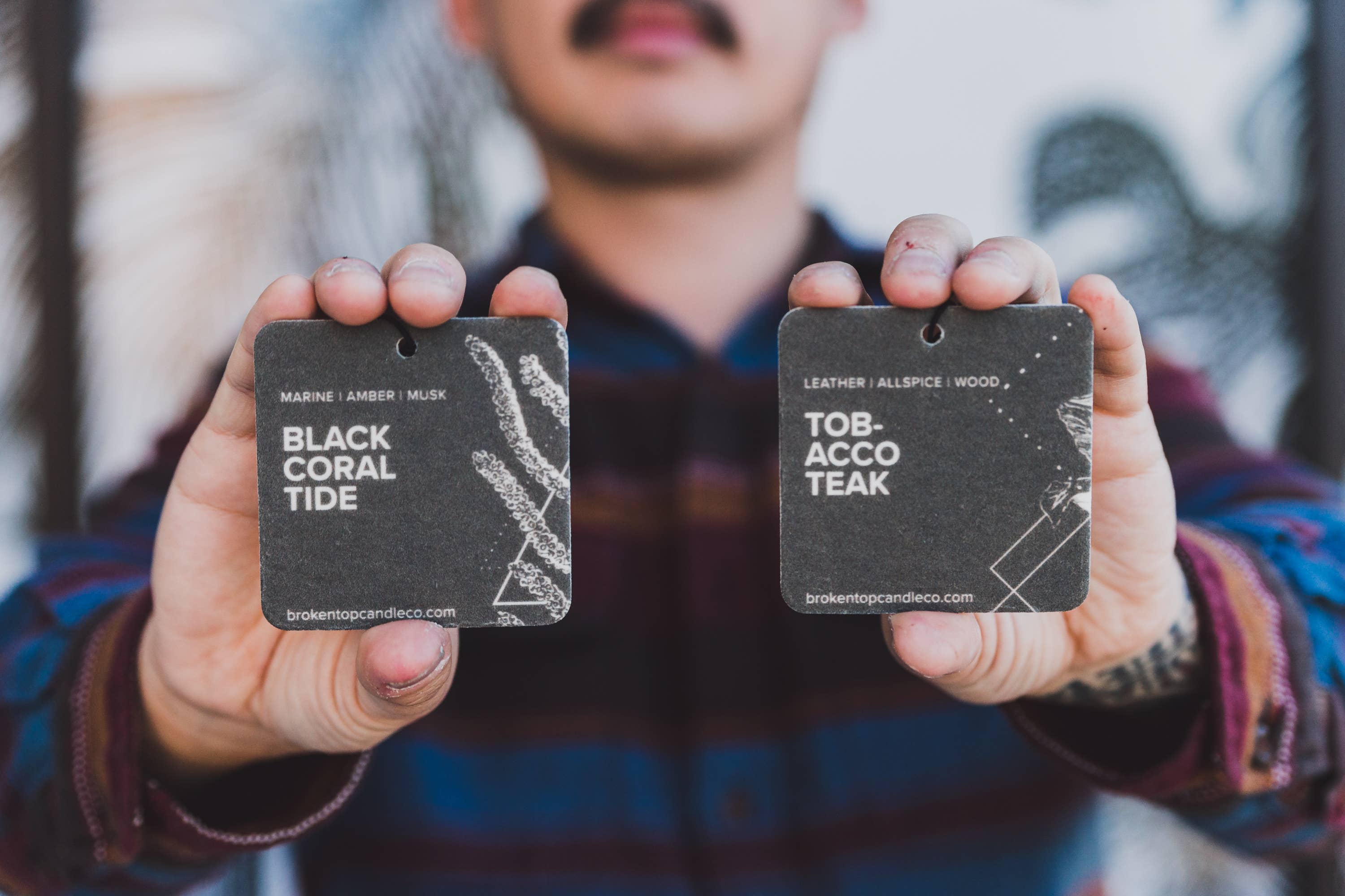 Broken Top Brands - Vente Désodorisant pour voiture – unisexe - Désodorisant de voiture au tabac et teck4