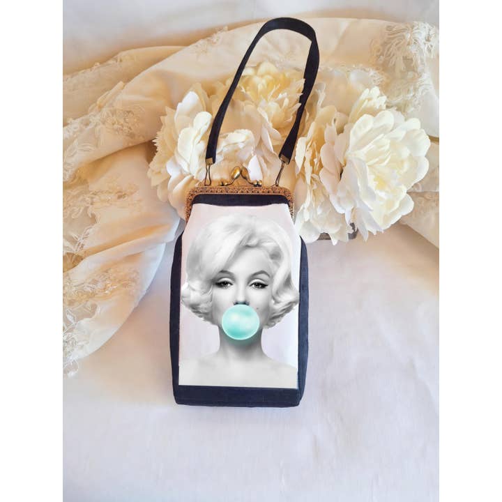 LeisTextileStudio - Wholesale Clutch Bag - Women's - Audrey Hepburn Bubblegum Velvet Phone Clutch Handbag6