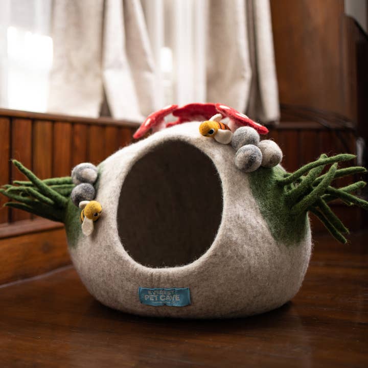 Everest Pet Supply & Gifts - Wholesale Pet cave – Cat/dog - Cat Cave Bee Home, 100% Wool, Felted, Handmade, Grey3
