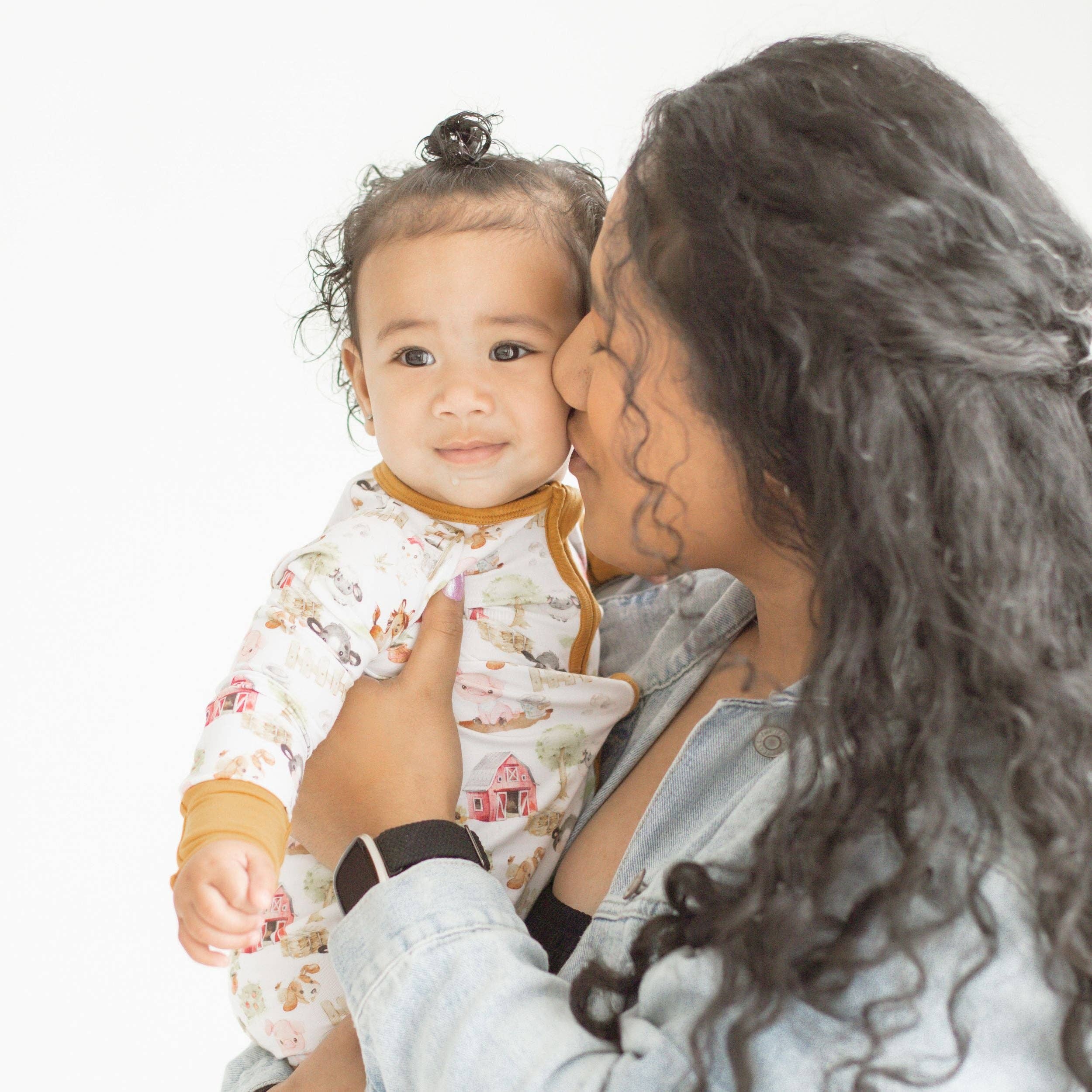 Honey Lemonade- Minky Baby Blankets and Gifts - Vente Grenouillère – bébé - Pyjama grenouillère en bambou pour bébé - Animaux de la ferme1