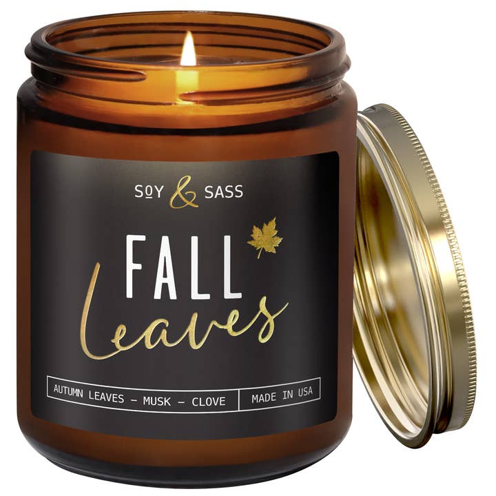 Bougie de soja Fall Leaves 9 oz - Bougies d'automne fabriquées à la main aux États-Unis pour la vente par Soy and Sass