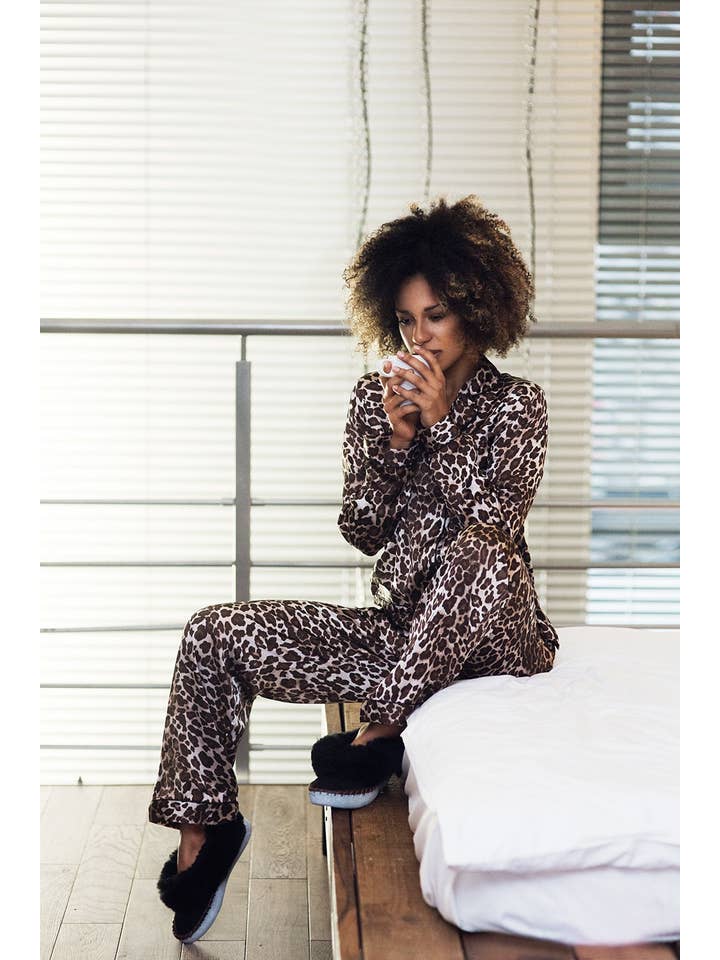 Sheepers - Wholesale Slippers – Women's - Women's Black Sheepers6