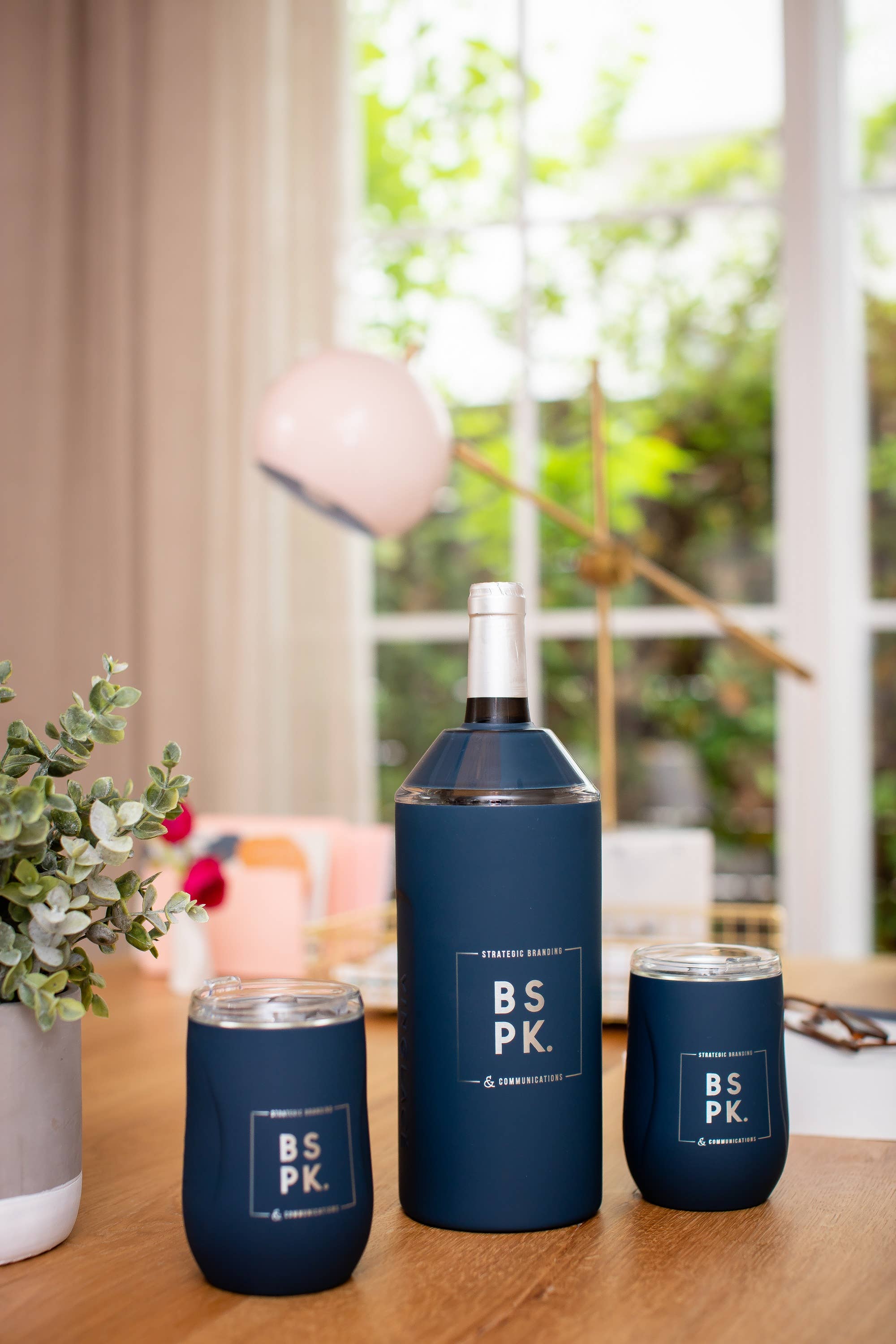 Vinglacé - Wholesale Wine Gift Bag - Wine Gift Sets with Glass Lined Wine Glasses13