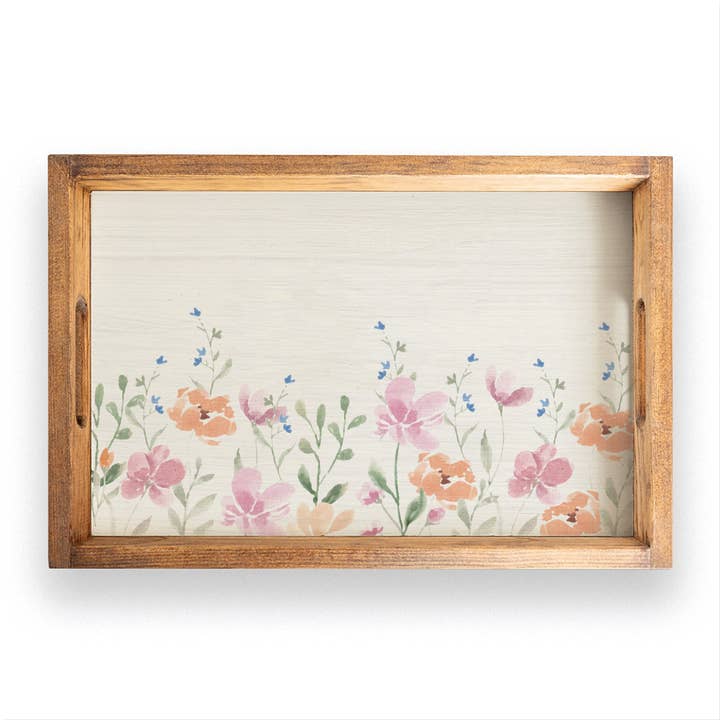 Plateau de service en bois avec fleurs orange et roses pour la vente par Rustic Marlin