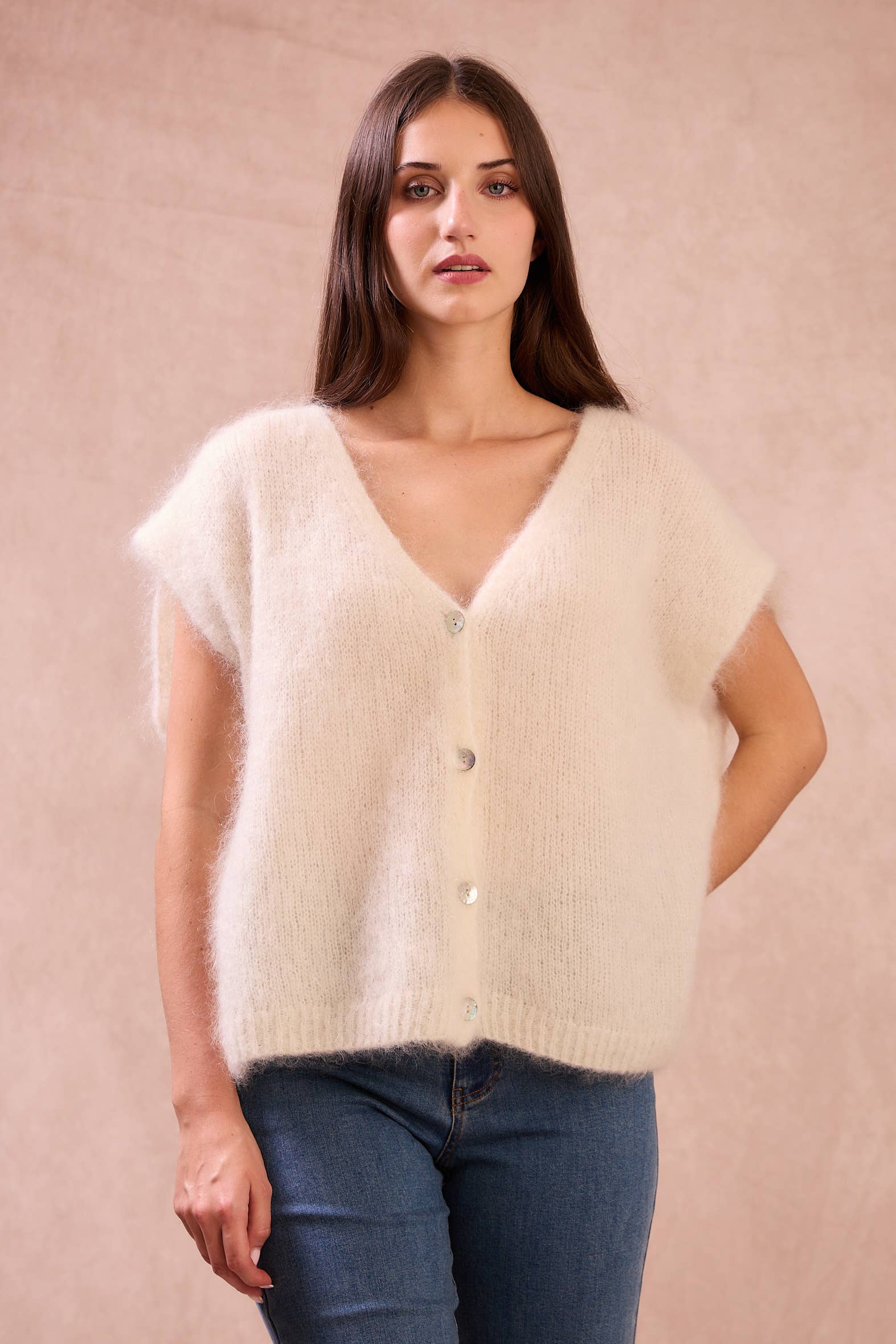 Calie Paris - Wholesale Cardigan - Women's - Sleeveless Mohair Cardigan with Buttons4