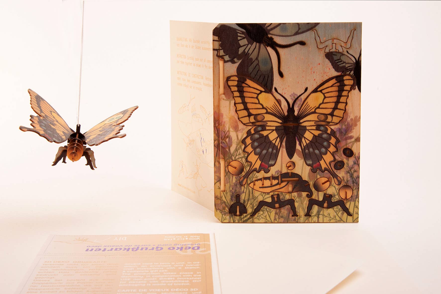 Formes Berlin GbR – Großhandel Bastel-Nähset – Schmetterling 3D Deko Grusskarte1