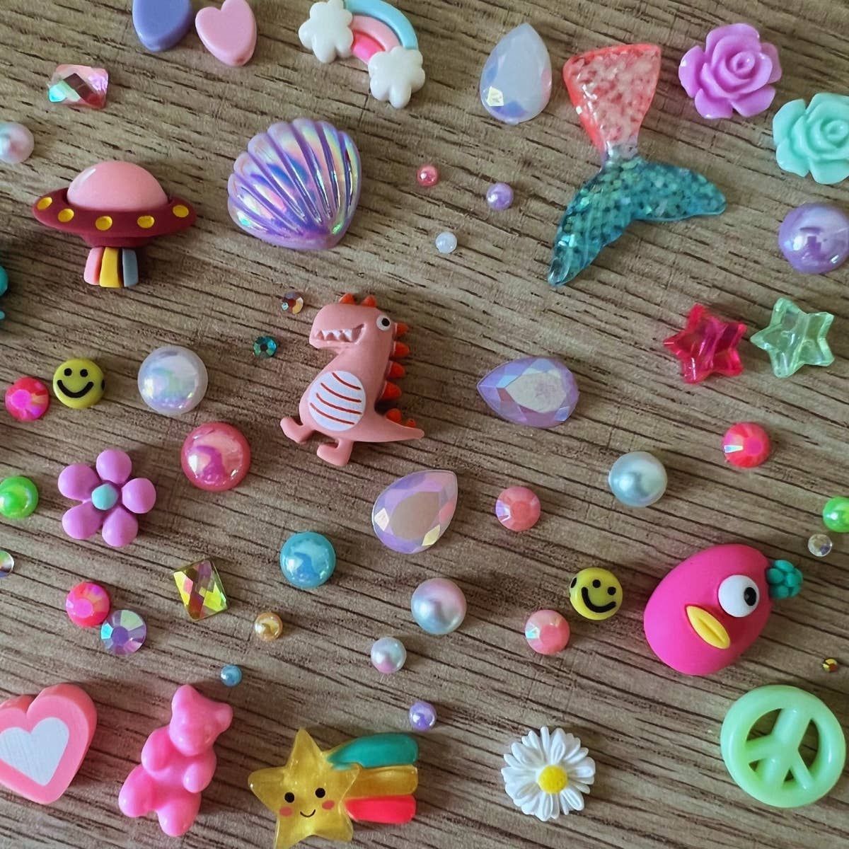 Wake and Make - Wholesale DIY Craft Kit - DIY Whimsy Sunnies Kit7