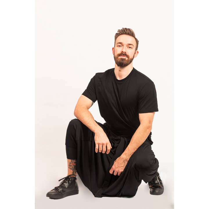 T-shirt à col rond pour hommes pour la vente par BeauTex Designs