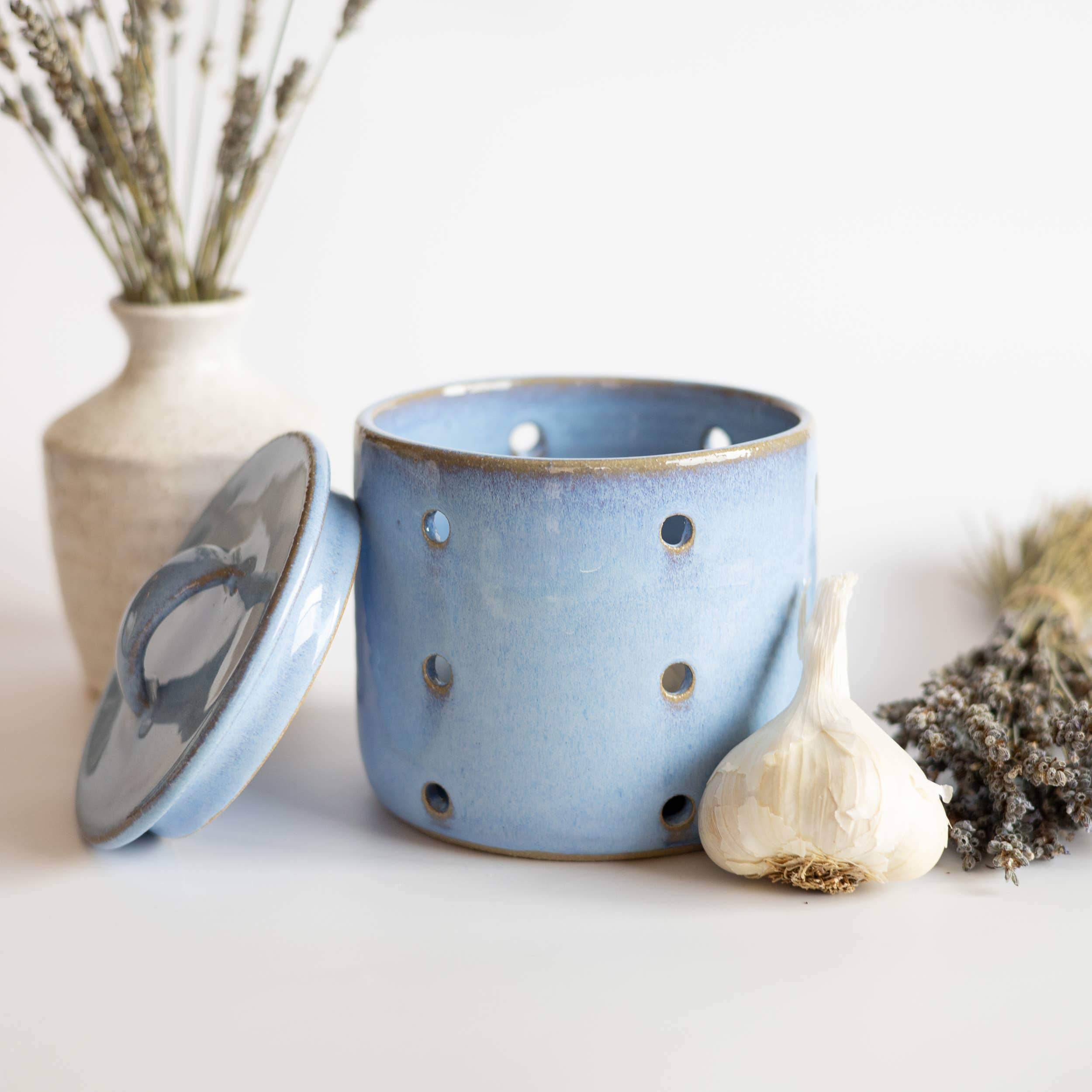 Camilla's Collection - Wholesale Kitchen Storage/Organizer - Ceramic Garlic Keeper | Modern Design | Handmade Stoneware 3