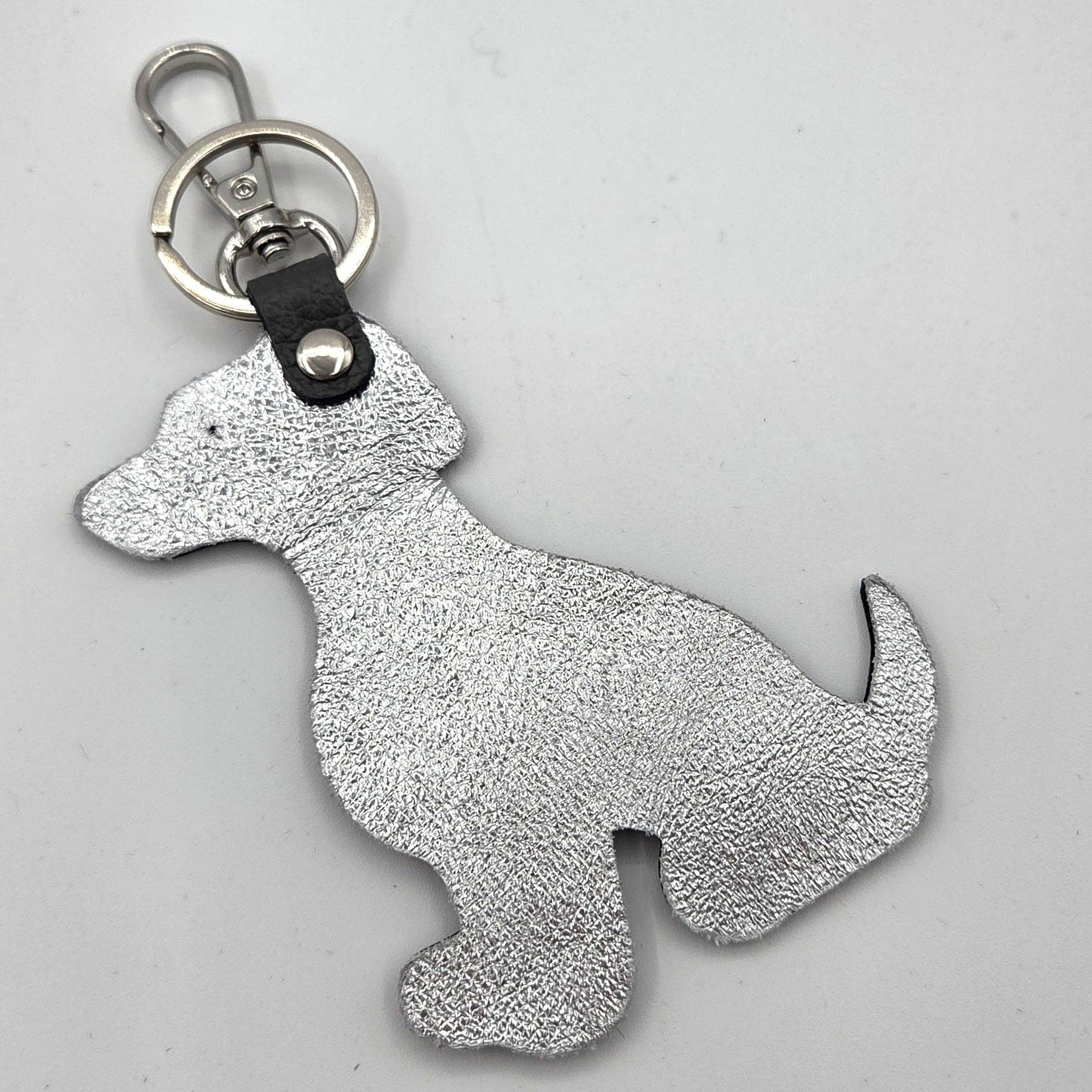 Tempest Designs – wholesale Keychain – Women's – Metallic leather 2 tone cut out dog keyring1