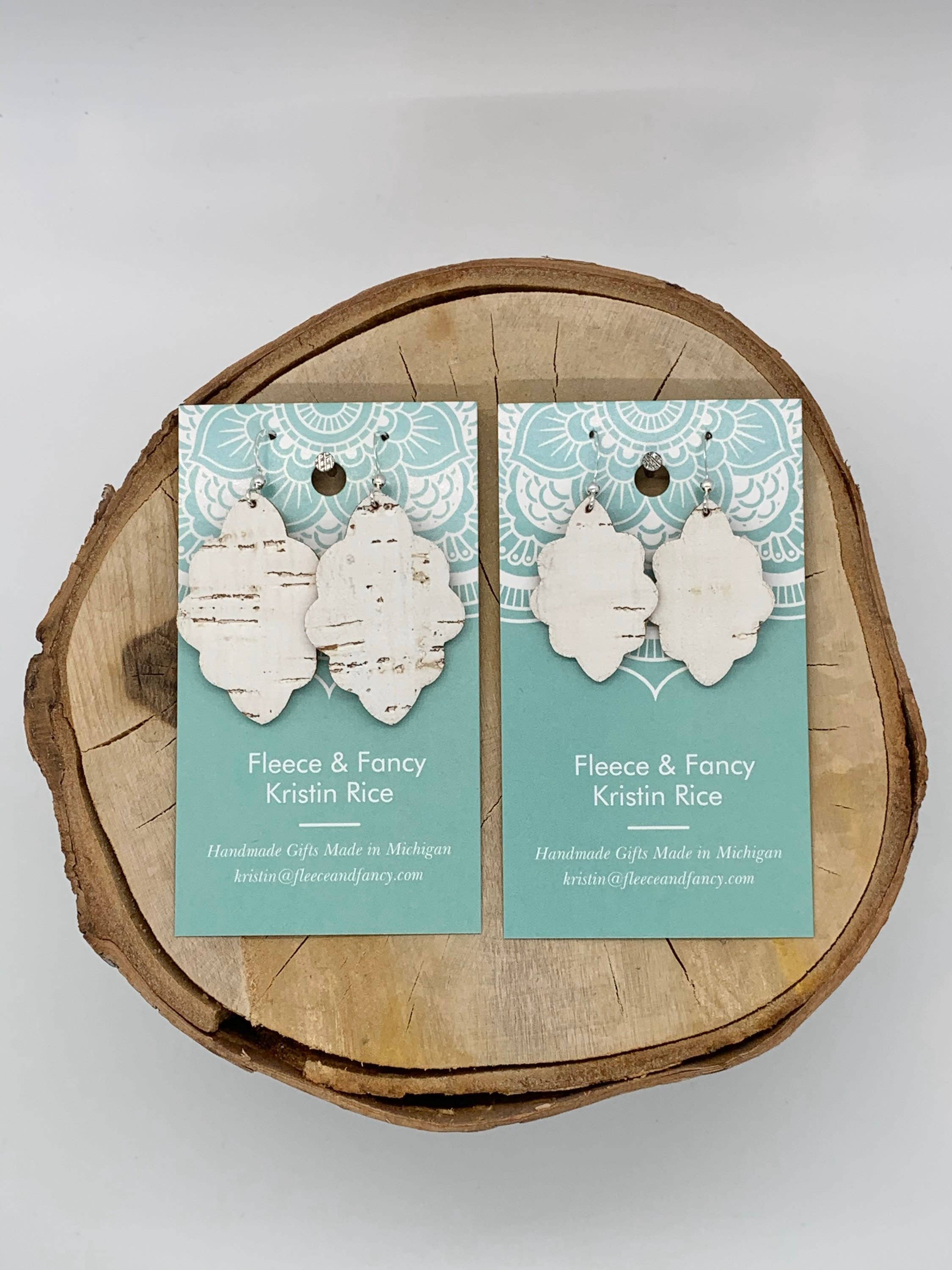 Fleece & Fancy - Vendita all'ingrosso Orecchini pendenti - Orecchini mini in sughero di betulla bianca1