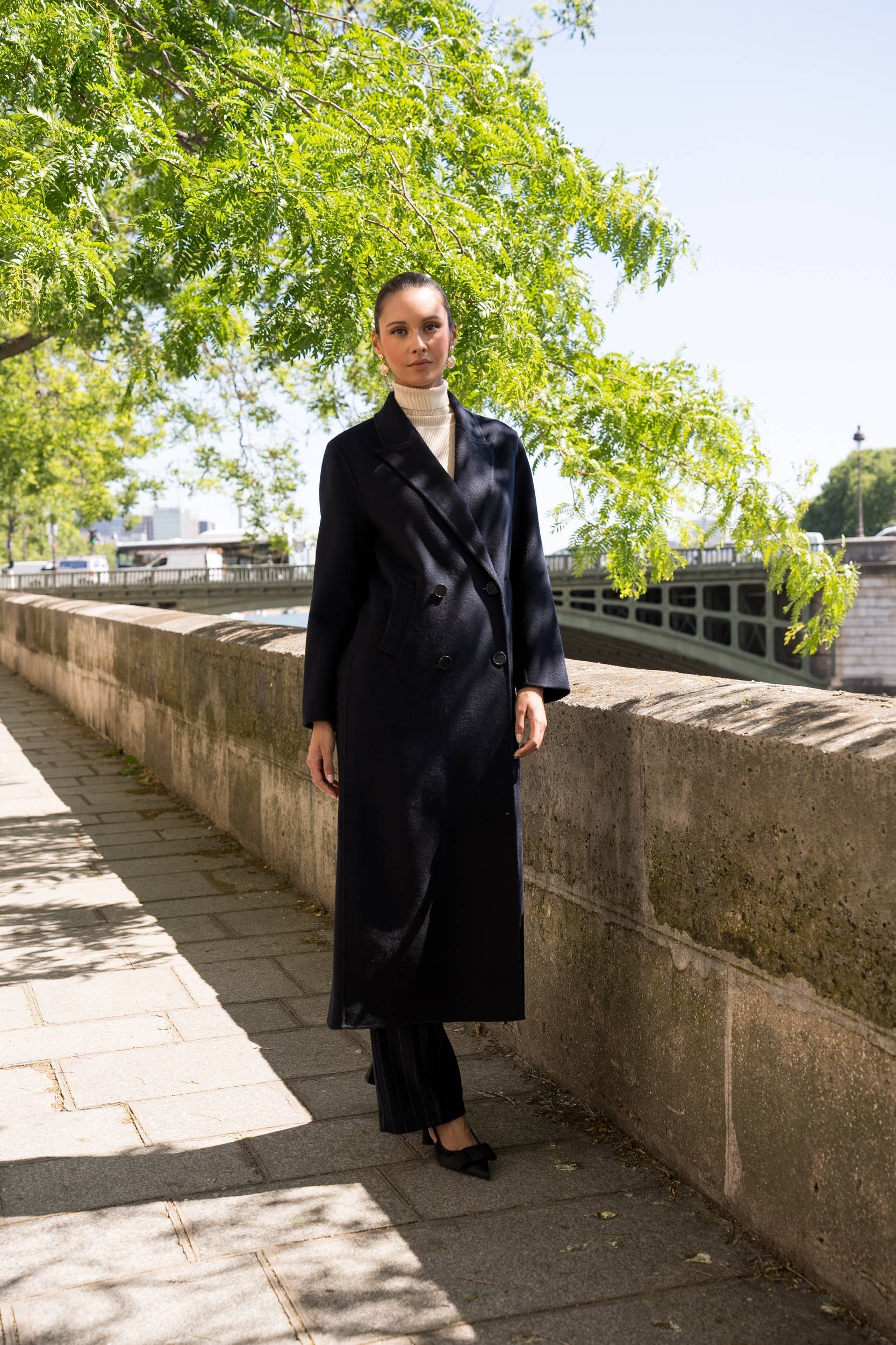 Attentif Paris – Großhandel Mantel - Damen – Extra langer, handgenähter Oversize-Mantel aus Wollmischung53