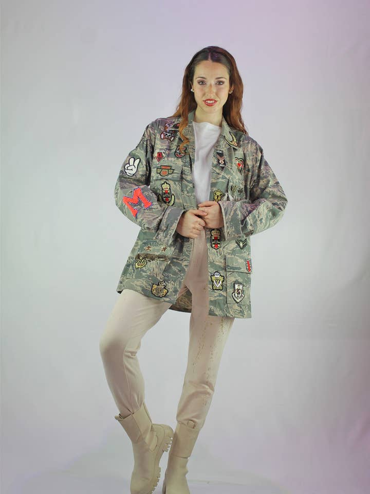 CAMOUFLAGE JACKET STAR STUDDED PATCH ROCK CHIC LUXURY for wholesale by apiedinudinelparco