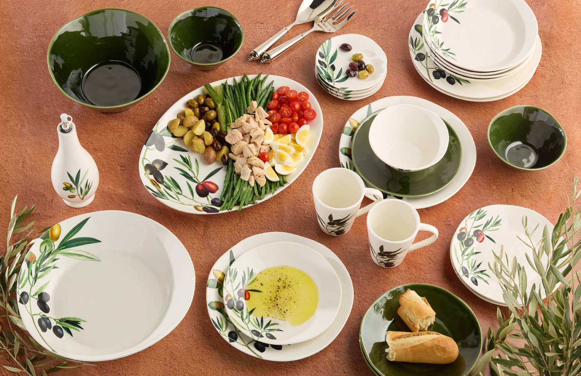 Certified International – wholesale Olivolja – Oliva-flaska för olja med grön olivdekor4